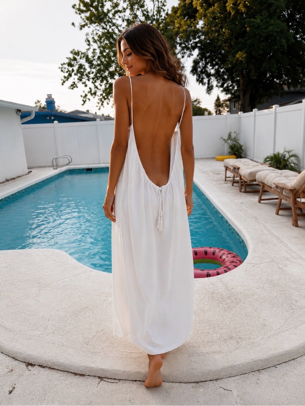 Backless White Spaghetti-Strap Maxi Dress - Beach-Ready Style - Picture 1 of 4